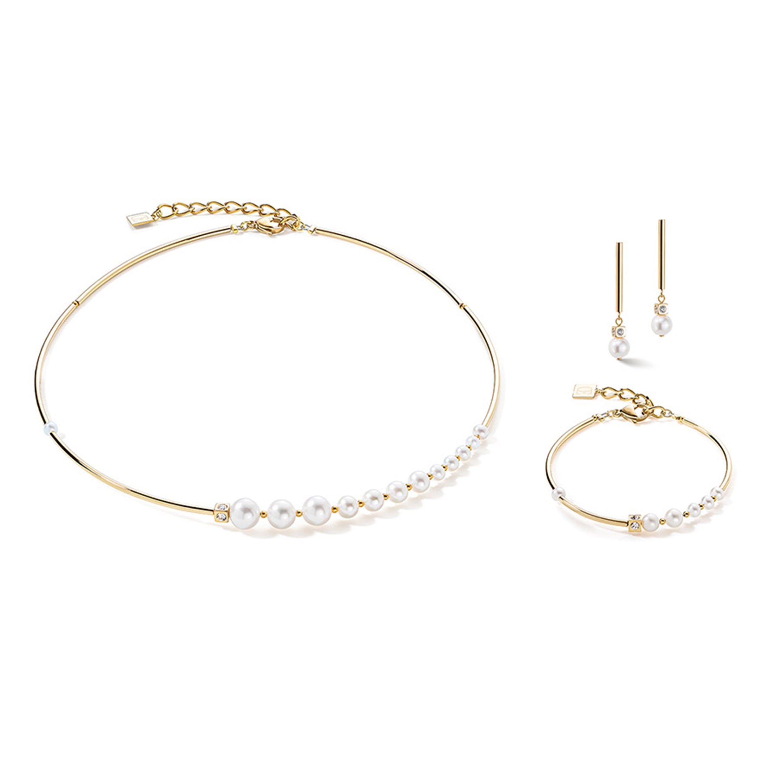 Freshwater Pearls on Gold Drop Earrings 1102/21_1416