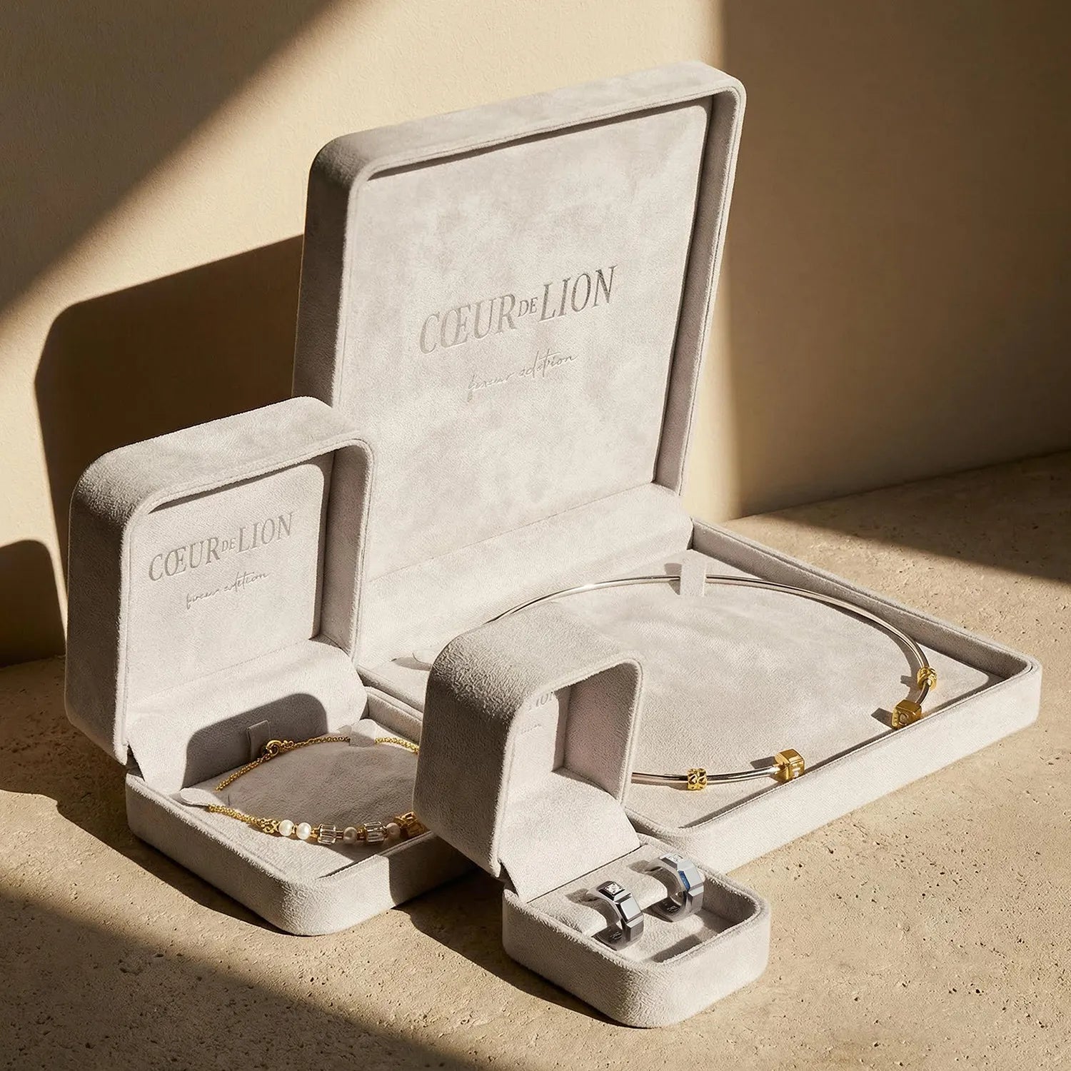 Fine Edition Gold, Smoky Taupe & Freshwater Pearl Necklace 1037/10_1016
