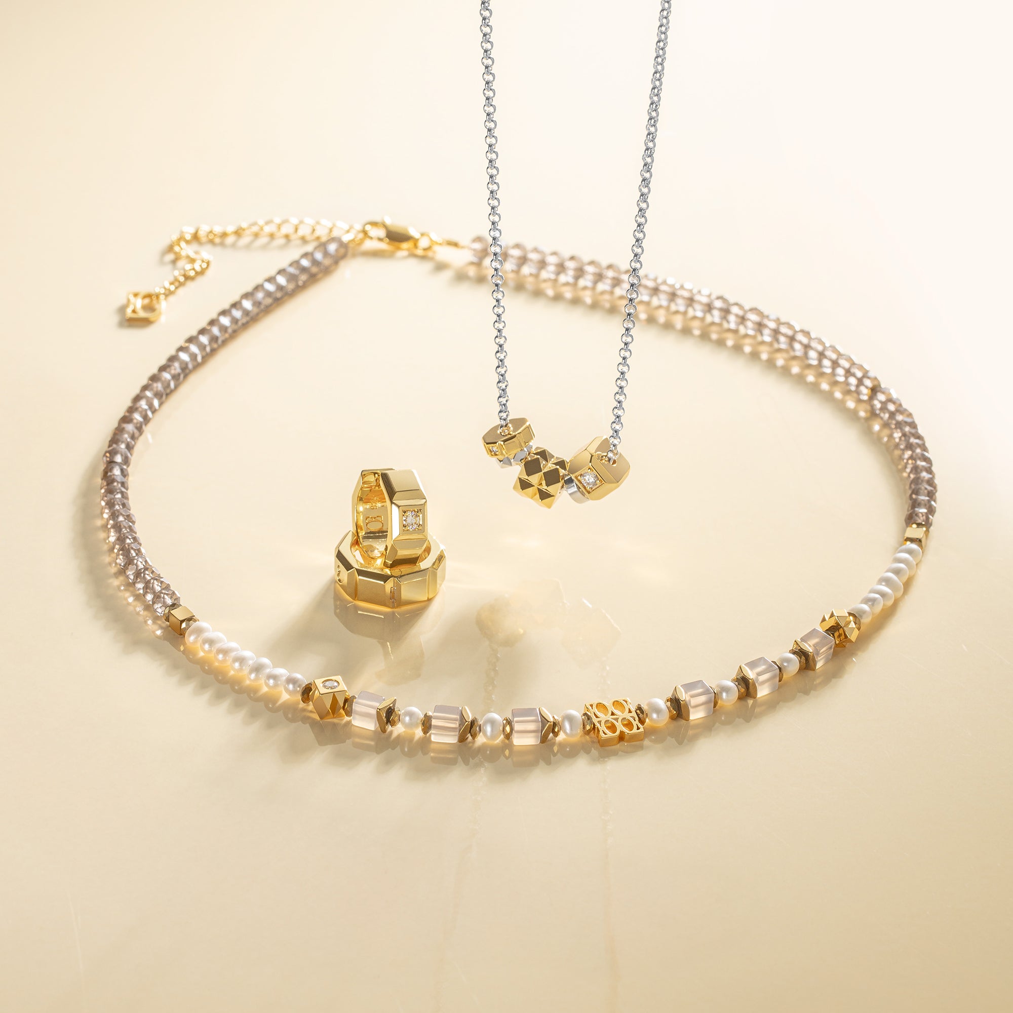 Fine Edition Gold, Smoky Taupe & Freshwater Pearl Necklace 1037/10_1016